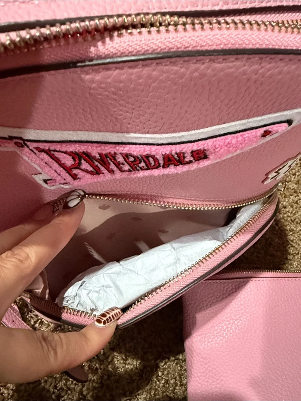 Kate Spade x Riverdale *Betty & Veronica* bundle! - Picture 10 of 10